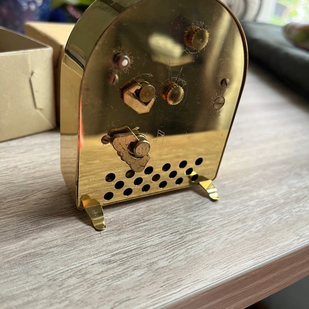 EUROPA MUSIC ALARM GOLDTONE - Picture 2 of 5